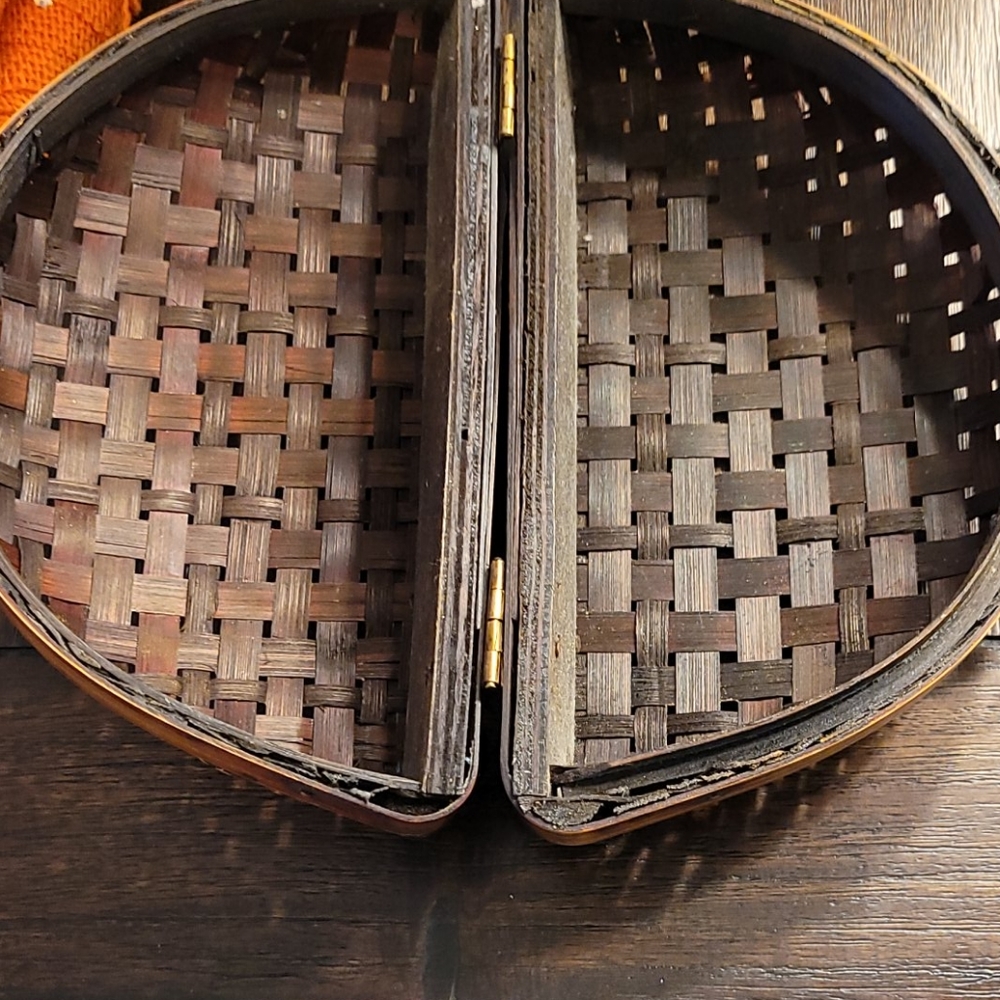 Woven Purse - Picture 6 of 7